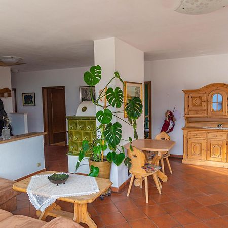 Sadei'S Apartment Bronzolo Bagian luar foto